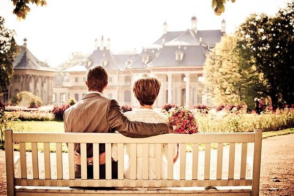 Cadeau mariage personnalisé : Offrez un cadeau unique et personnalisé pour votre mariage